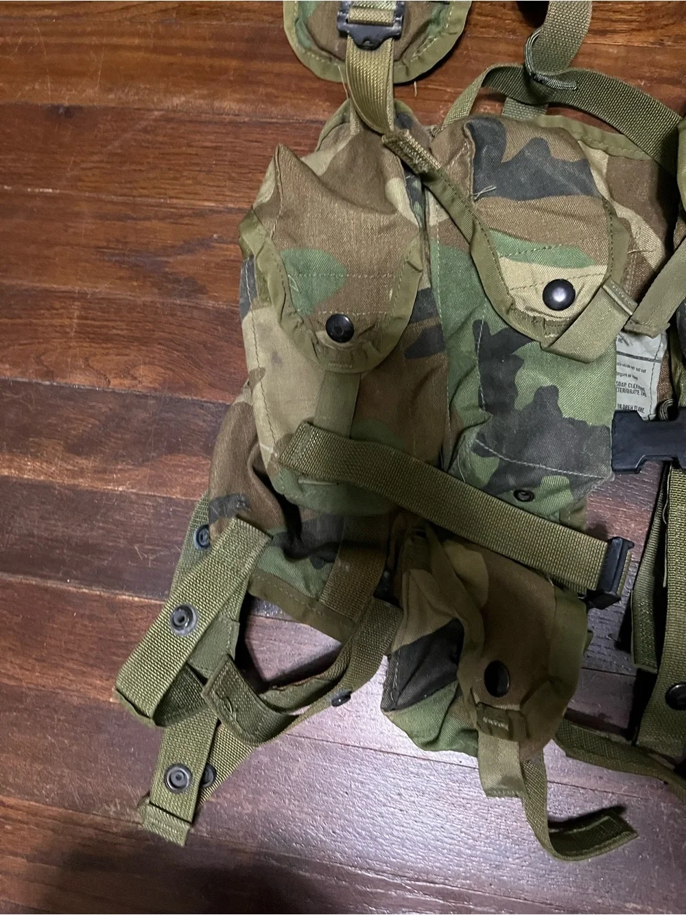 Woodland Camo Tactical Belt Vest with Multiple Pouches - Green